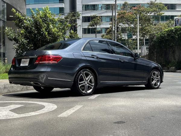 Mercedes Benz E200 CGI - Imagen 3