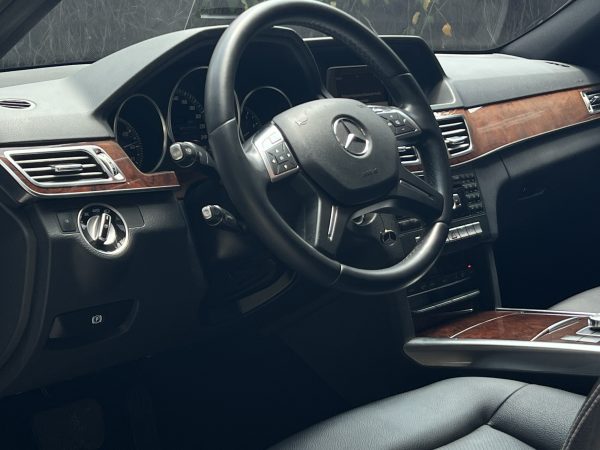 Mercedes Benz E200 CGI - Imagen 4