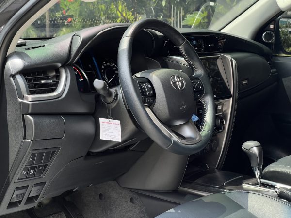 Toyota Fortuner SRV 2.8 4x4 - Imagen 10