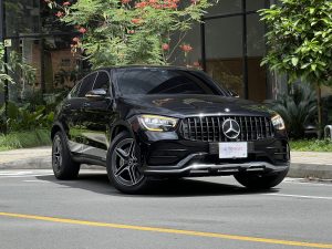 Mercedes Benz GLC300 AMG line