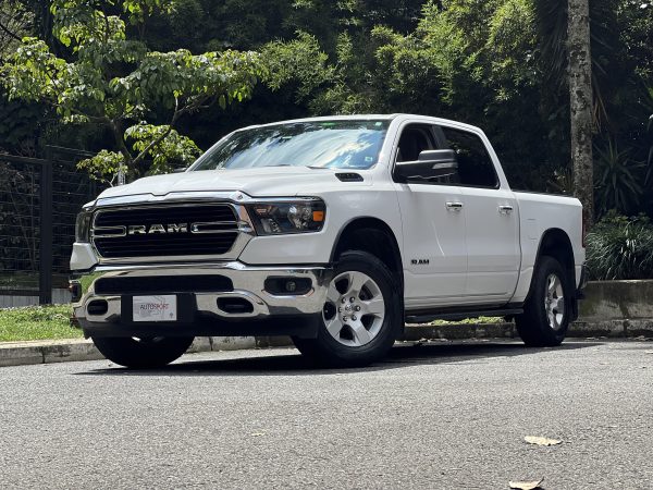 RAM 1500 Bighorn Hybrid - Imagen 2