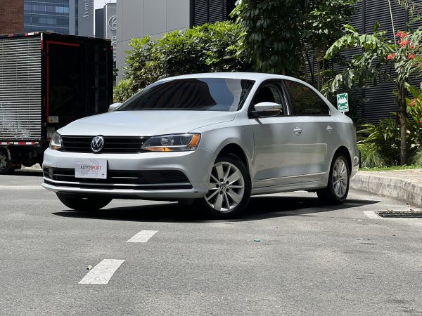 Volkswagen Jetta Confortline - Imagen 2