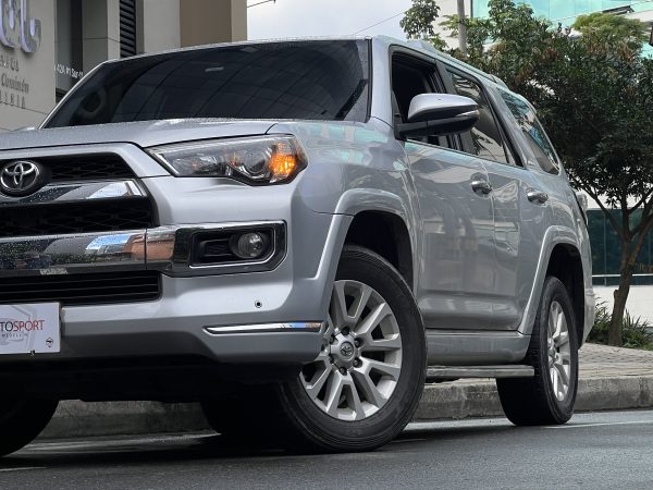 Toyota 4Runner Limited Fi - Imagen 2