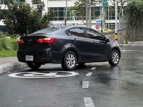 Kia Rio UB Sedán 1.4 - Imagen 3