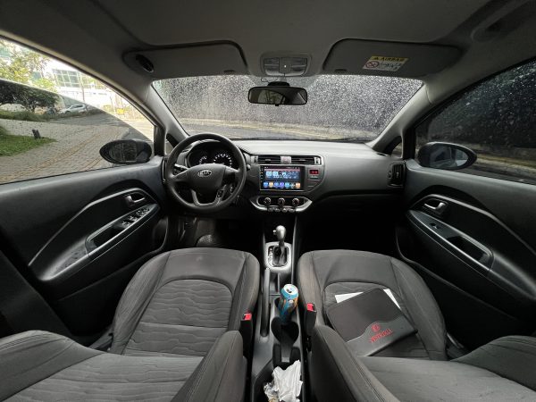 Kia Rio UB Sedán 1.4 - Imagen 4
