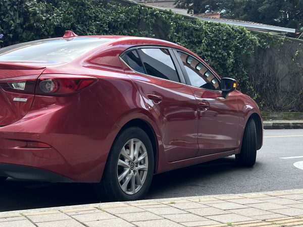 Mazda 3 Touring MT - Imagen 4