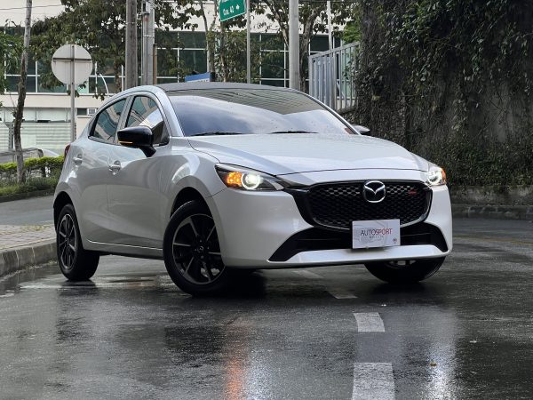 Mazda 2 Grand Touring 2.0 Carbon Edition
