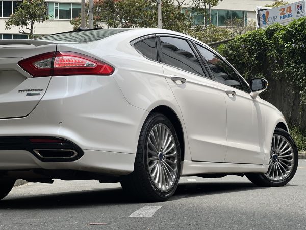 Ford Fusion Titanium - Imagen 3