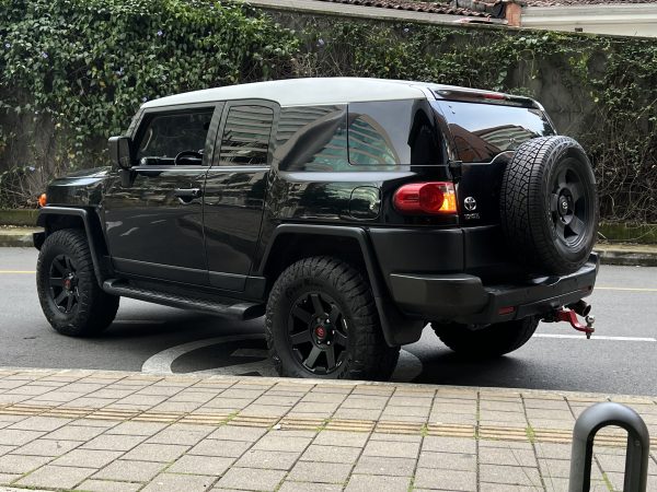 Toyota FJ Cruiser AT - Imagen 4