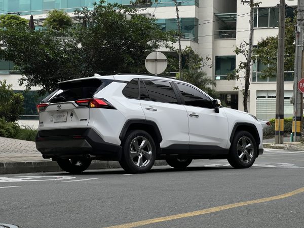 Toyota RAV4 Limited 2.5 - Imagen 3