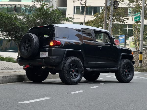 Toyota FJ Cruiser AT - Imagen 5