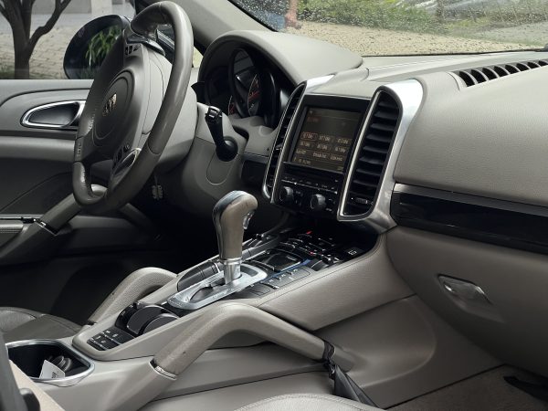 Porsche Cayenne Lux V6 3.6 - Imagen 4