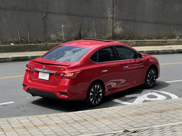 Nissan Sentra SR - Imagen 4