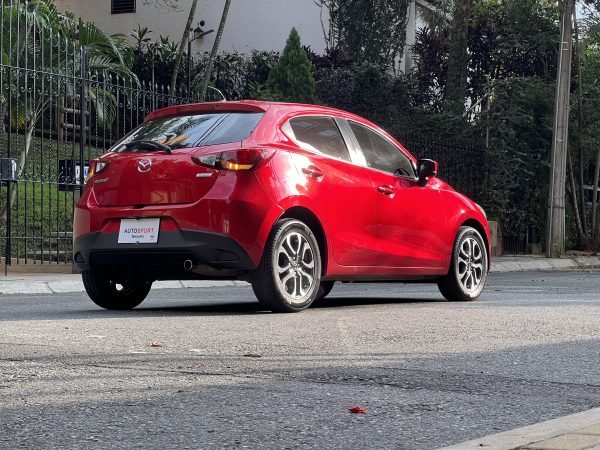 Mazda 2 Grand Touring MT - Imagen 4