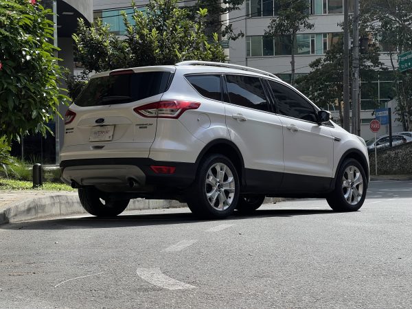 Ford Escape Titanium - Imagen 4