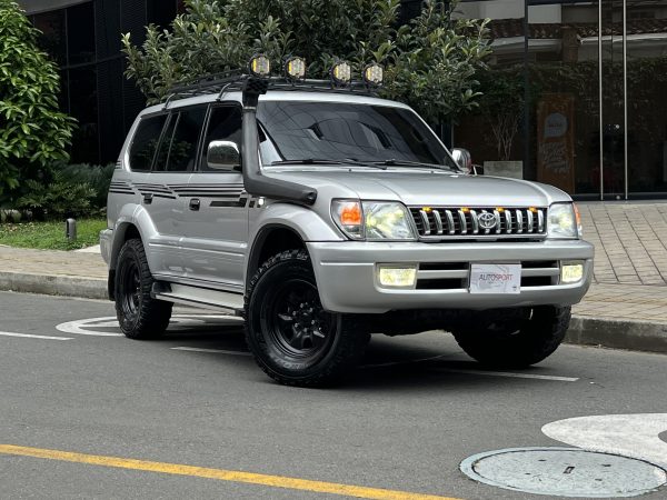 Toyota Prado VX LC90