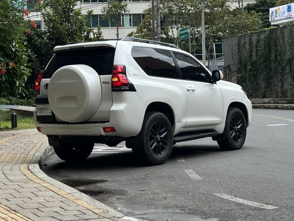 Toyota Prado TXL Sumo - Imagen 3