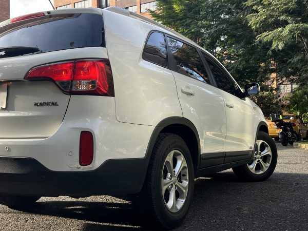 Kia Sorento Radical XM 4x4 - Imagen 4