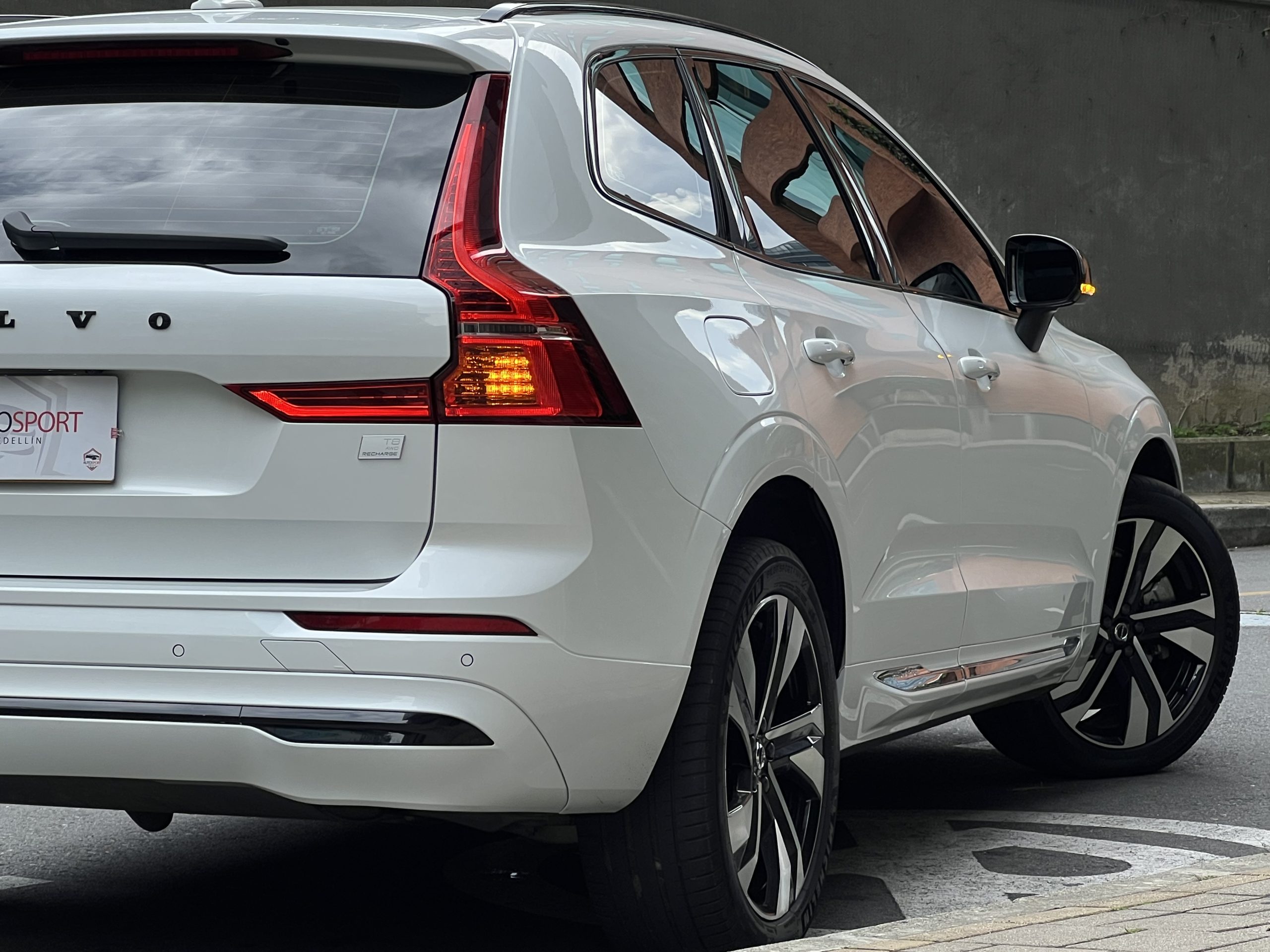 Volvo XC60 T8 Recharge Ultimate PHEV 2.0 - Imagen 5