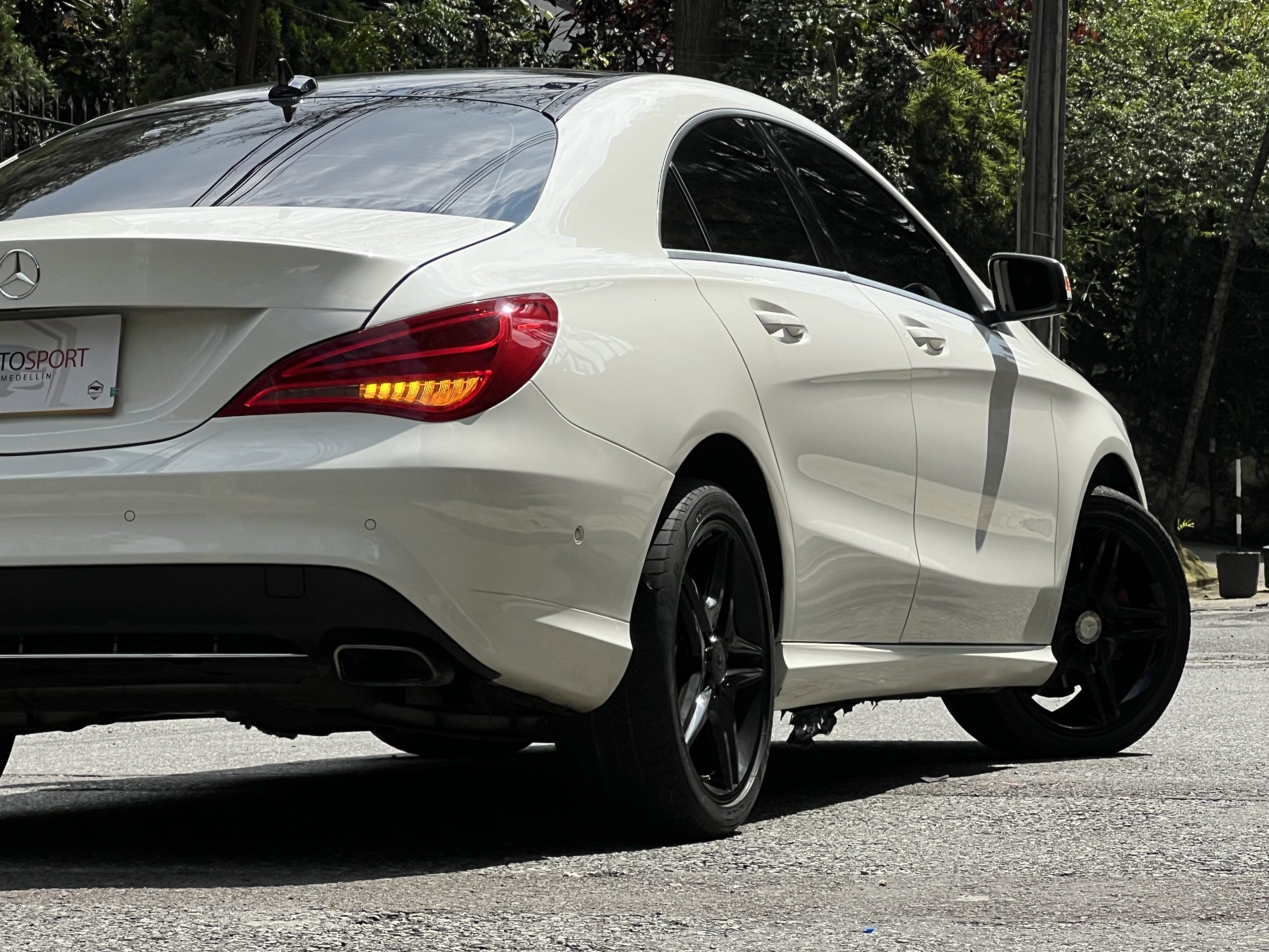 Mercedes Benz CLA180 - Imagen 4