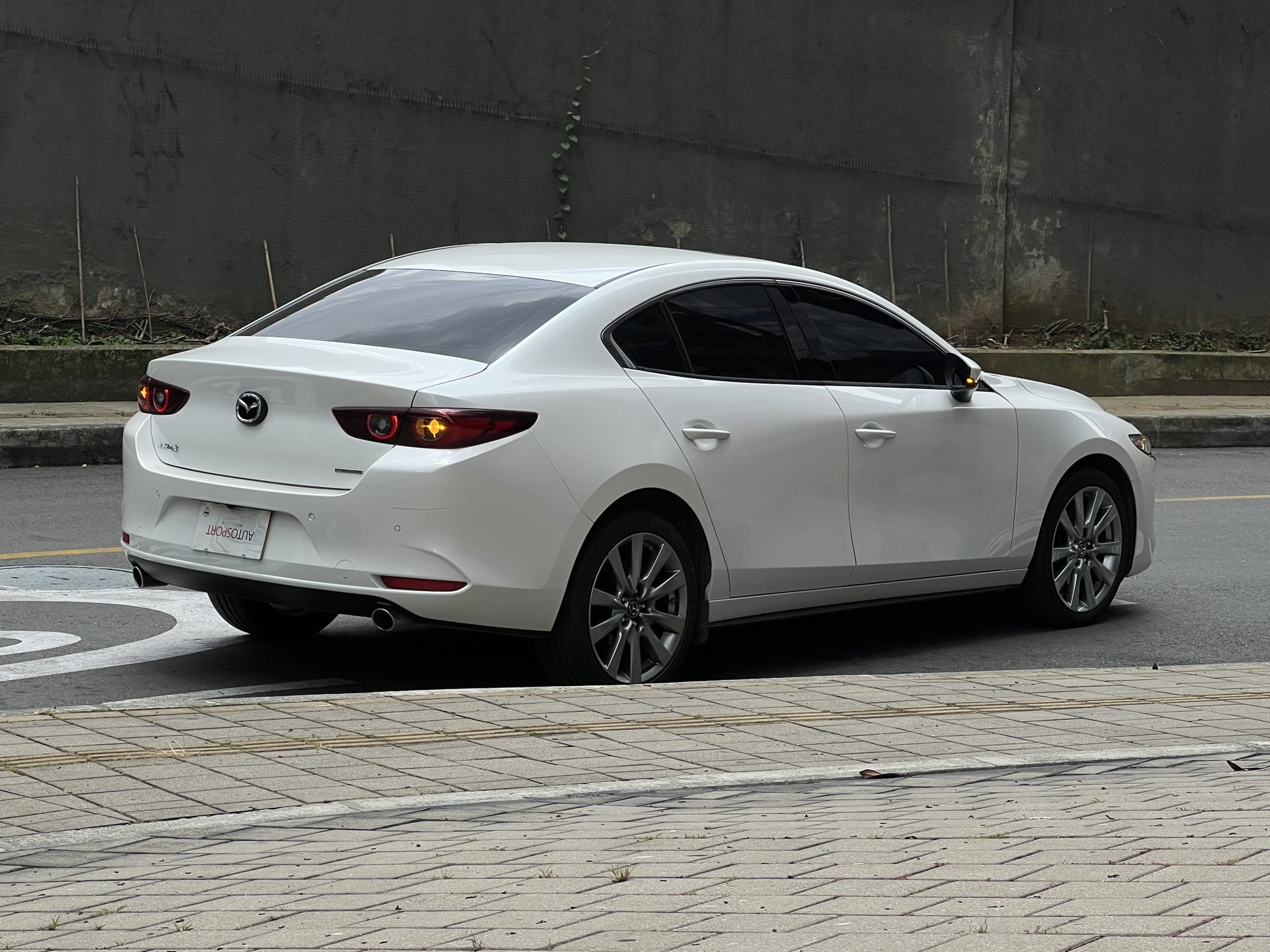 Mazda 3 Grand Touring MHEV - Imagen 3