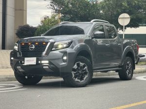 Nissan Frontier Platinum