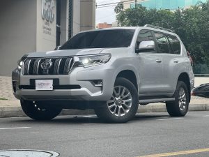 Toyota Land Cruiser Prado VXL
