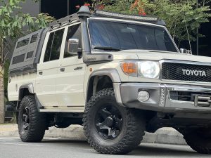 Toyota Land Cruiser 79 LC79 4.5 TD