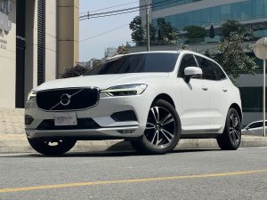 Volvo XC60 T5 R-Design