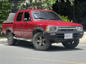 Toyota Hilux 2.4