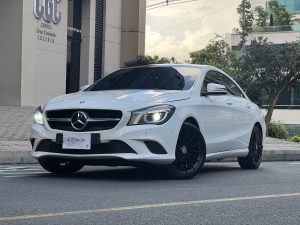 Mercedes-Benz CLA 180