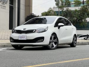 KIA Rio UB EX