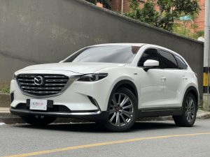 Mazda CX-9 Grand Touring Signature