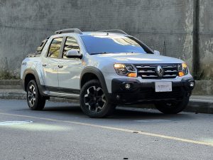 Renault Duster Oroch Outsider