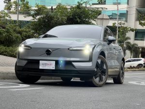 Volvo EX30